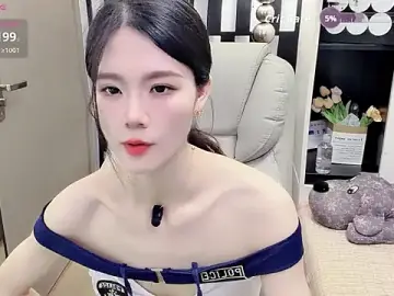 Stripchat Live Sex of Yueyue-MM