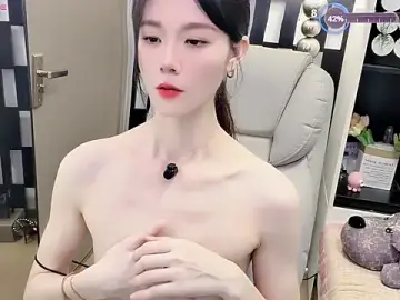Stripchat Live Sex Cam of Yueyue-MM