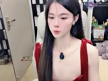 Stripchat Watch Live Sex Cams of Yueyue-MM