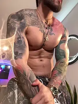 Stripchat Adult Webcams of Frank_Farrell