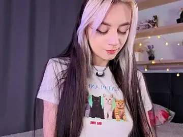 Stripchat Adult Webcam of TristaRoht