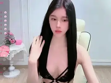 Stripchat Live Sex Cam of Yaooooo-Y
