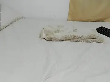 Stripchat Watch Live Sex Cams of soyamandaa_