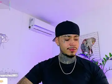 Stripchat Live Sex Cam of JordanSmiith_