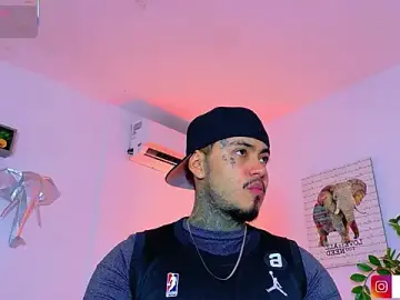 Stripchat Free Porn Cam of JordanSmiith_
