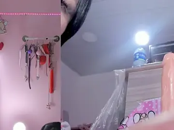 Stripchat Adult Video Chat of emily_foxxxii