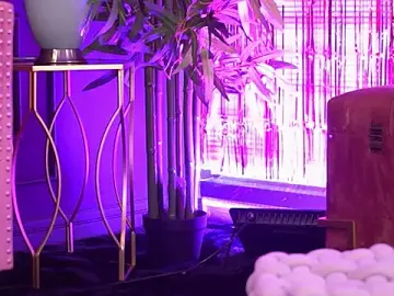 Stripchat Adult Webcam of OdetteMason