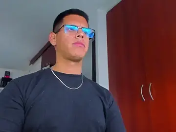 Stripchat Live Sex of _John_Boy_