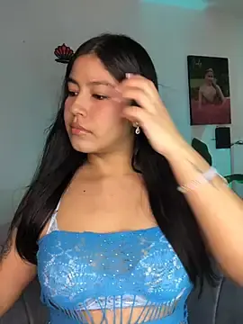 Stripchat Live Sex Cam of EmmaRossem
