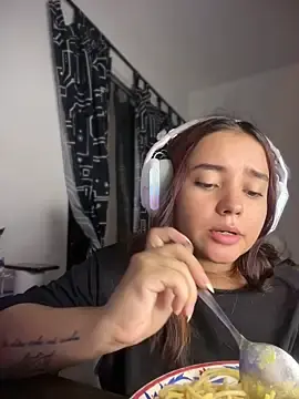 Stripchat Adult Webcam of Ema_kraus