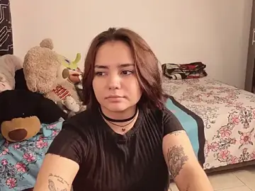 Stripchat Free Live Porn of Ema_kraus