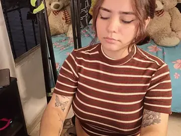 Stripchat Best live sex cam show of Ema_kraus