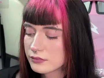 Stripchat Free Porn Cam of Vailyreb_