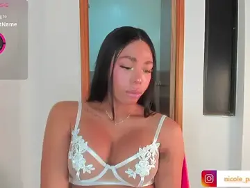 Stripchat Free Porn Cam of Nicole_Paradise