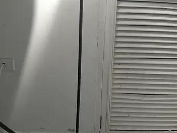 Stripchat Live Sex Cam of miranda_villa