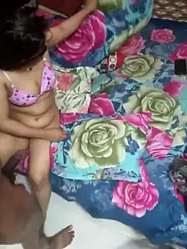 Stripchat Sex Chat of Younger_Couples