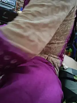 Stripchat Live Sex Cam of Younger_Couples