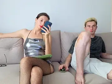 Stripchat Watch Live Sex Cams of Morning_Stars