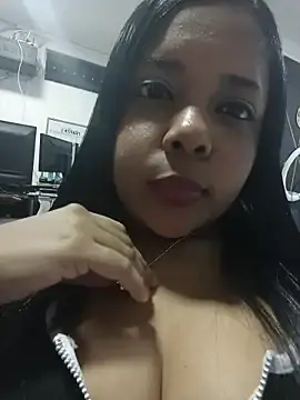 Stripchat Live Sex Cam of Melikasweetz