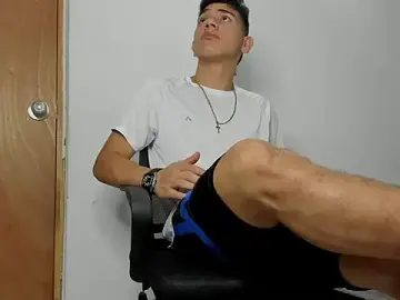 Stripchat Private Sex Chat of andrew_rose_