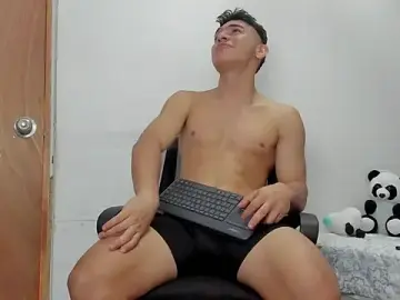 Stripchat Adult Webcams of andrew_rose_