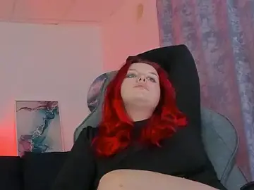 Stripchat Sex Cam of NattInRed