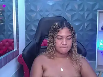 Stripchat Live Sex of Cristal_War