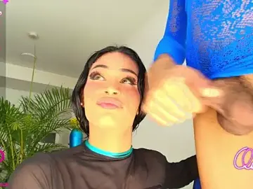 Stripchat Live Sex Cam of Bigdickgirls_02