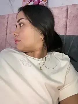 Stripchat Free Porn Cam of Kimmymadison-