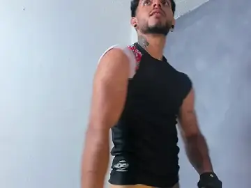 Stripchat Adult Webcams of JuanBlade