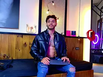 Stripchat Free Live Porn of JuanBlade