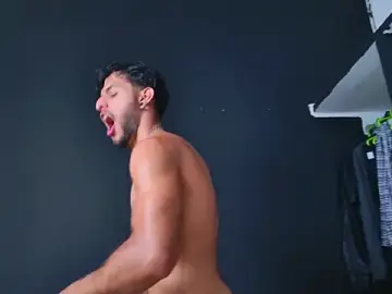 Stripchat Watch Live Sex Cams of JuanBlade