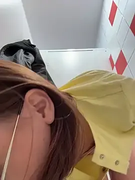 Stripchat Live Sex Cam of RinaCat