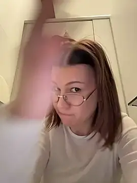 Stripchat Adult Video Chat of RinaCat