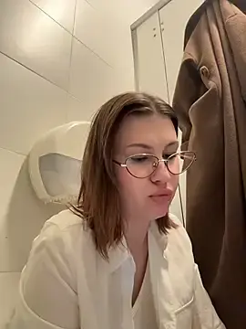 Stripchat Best Webcam of RinaCat