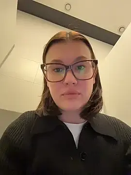 Stripchat Sex Cam of RinaCat