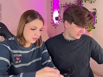 Stripchat Live Sex of RobertAndLinela