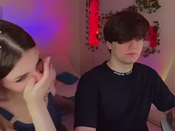 Stripchat Watch Live Sex Cams of RobertAndLinela