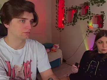 Stripchat Best live sex cam show of RobertAndLinela