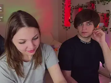 Stripchat Live Sex of RobertAndLinela