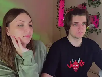 Stripchat Live Porn of RobertAndLinela