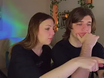 Stripchat Watch Live Sex Cams of RobertAndLinela