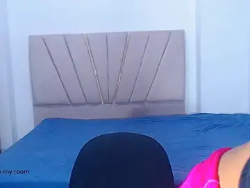 Stripchat Adult Webcam of Valenntyna