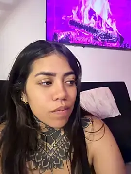 Stripchat Live Sex Cam of aliensexy