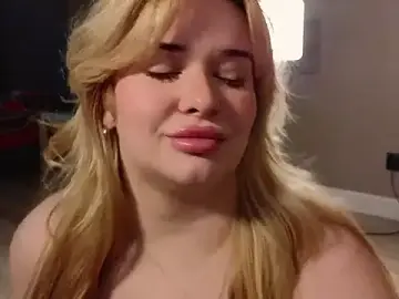 Stripchat Best Webcam of EllsaJean_