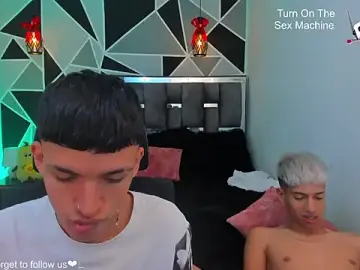 Stripchat Sex Cam of Juan_Nd_Steven