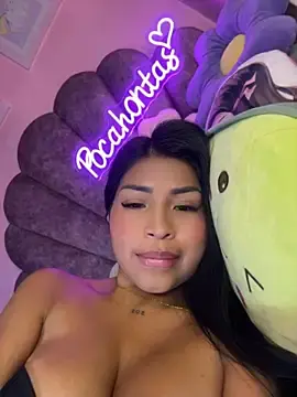 Stripchat Free Porn Cam of Pocahontascute_33