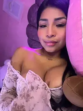 Stripchat Best live sex cam show of Pocahontascute_33