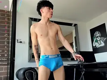 Stripchat Adult Video Chat of pretur_cruba1