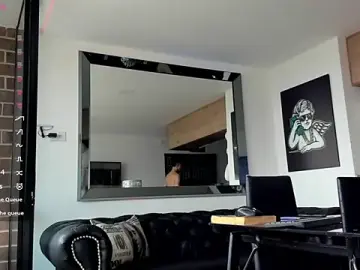 Stripchat Adult Video Chat of pretur_cruba1